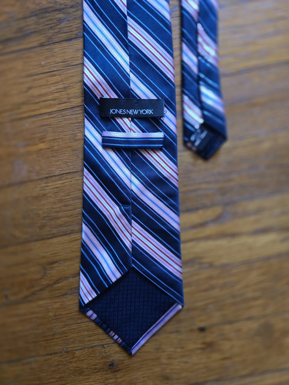 Jones New York Men's Blue Striped Necktie with Pink and White Accents